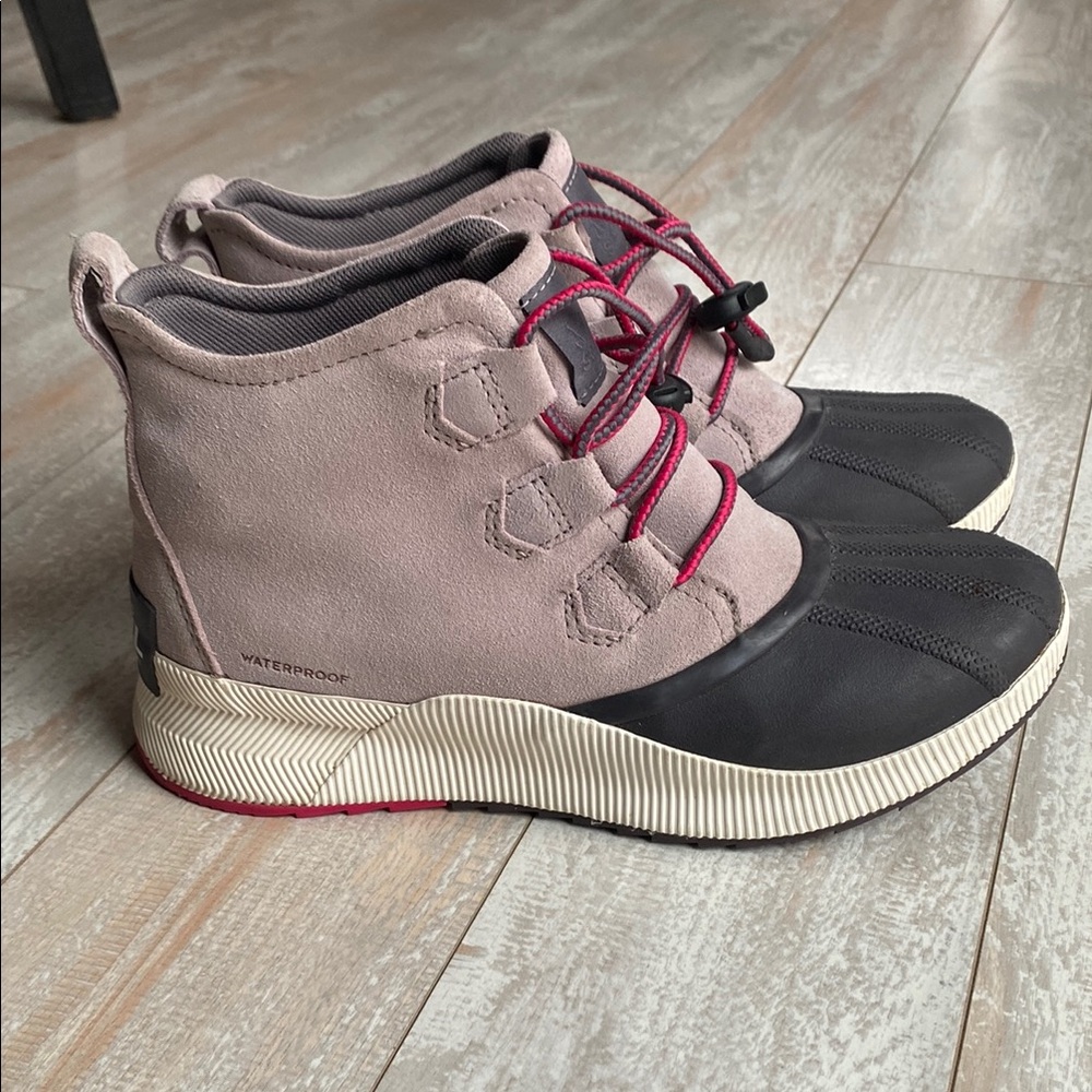 OUT N ABOUT CLASSIC YOUTH WATERPROOF BOOT